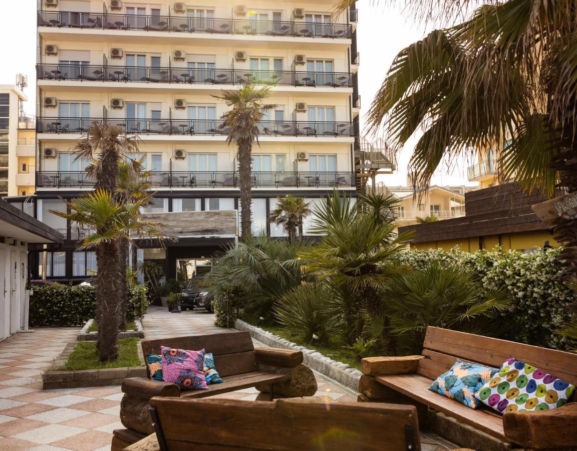 Hotel Constellation Lido Di Savio Ngoại thất bức ảnh